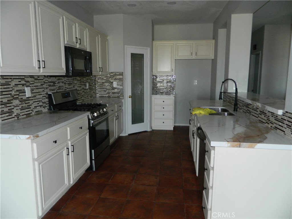 16175 Blue Haven Court Property Photo 1