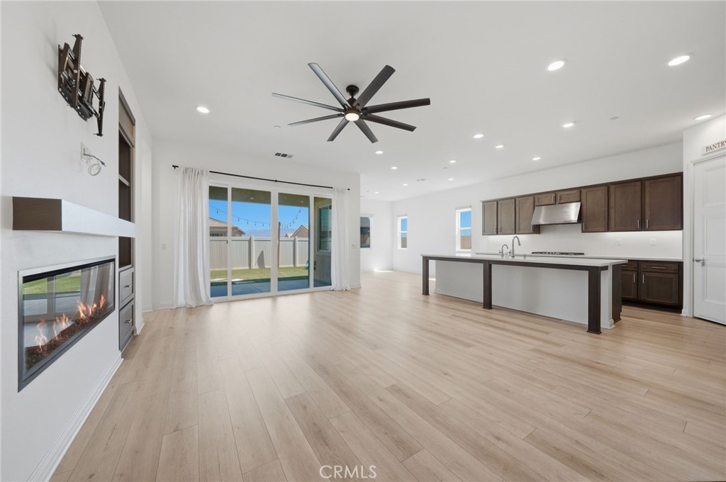 39481 Chamise Street Property Photo 1