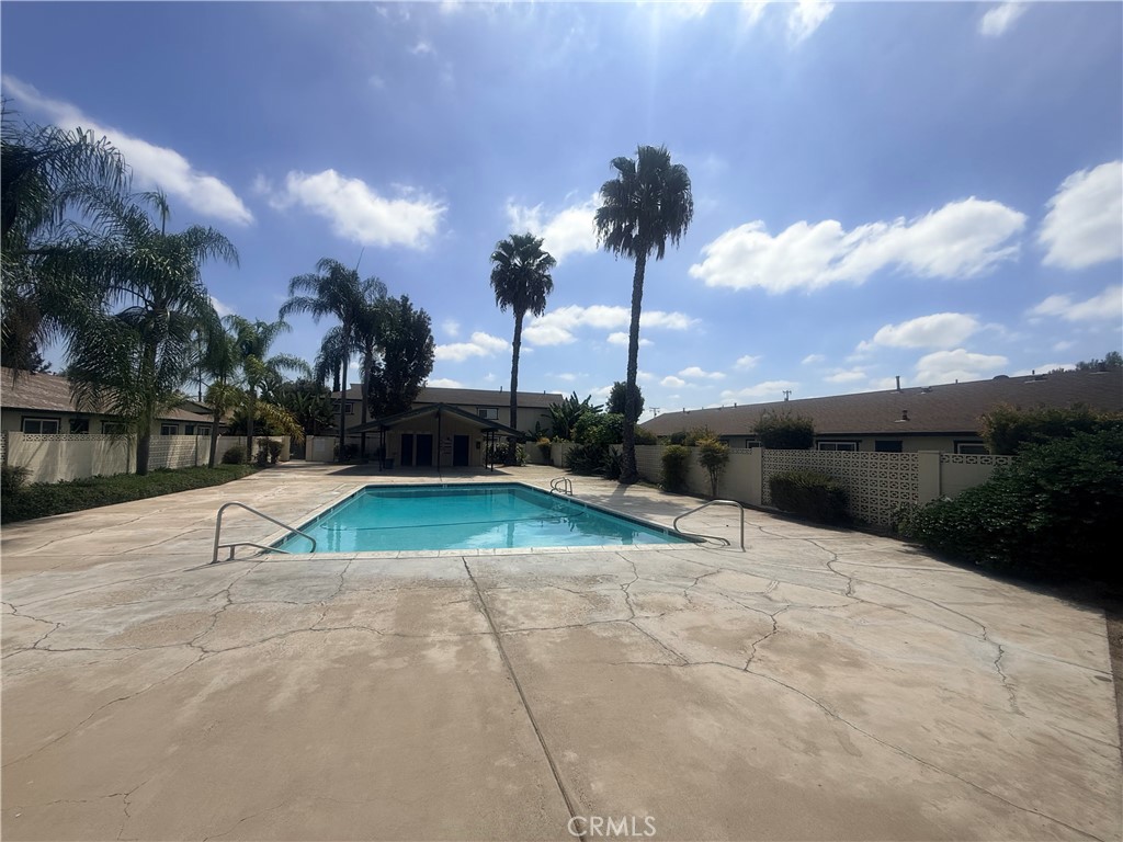 1152 N West Property Photo 11