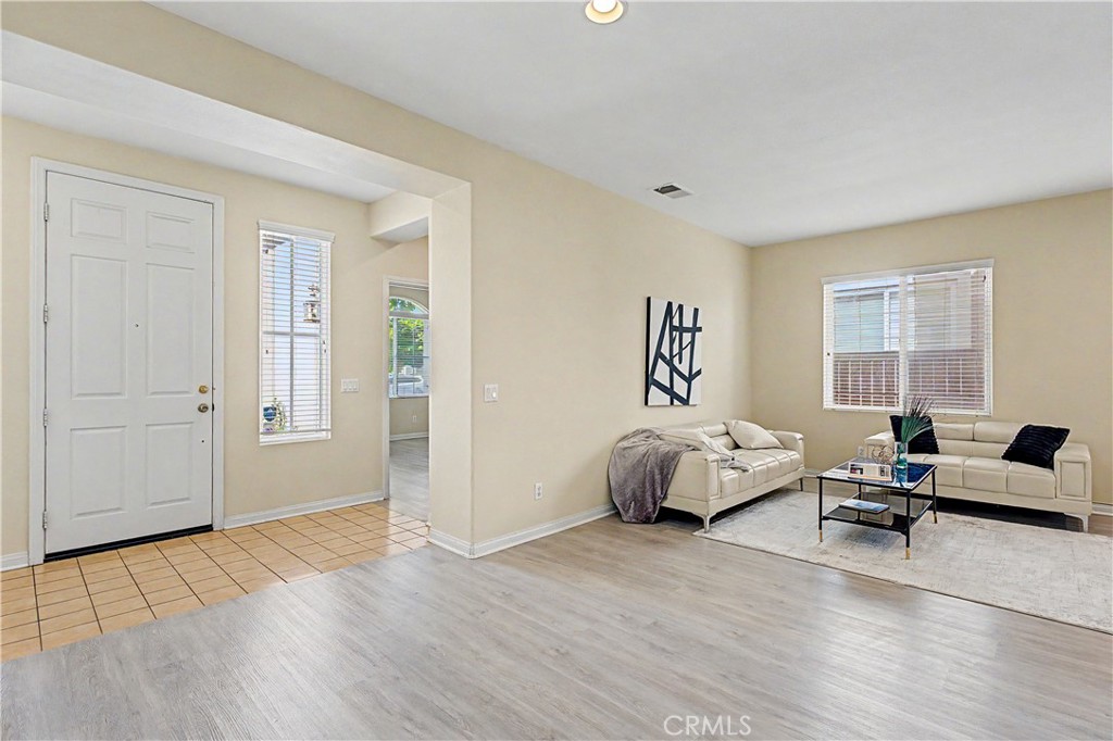 29535 Hyperion Property Photo 7