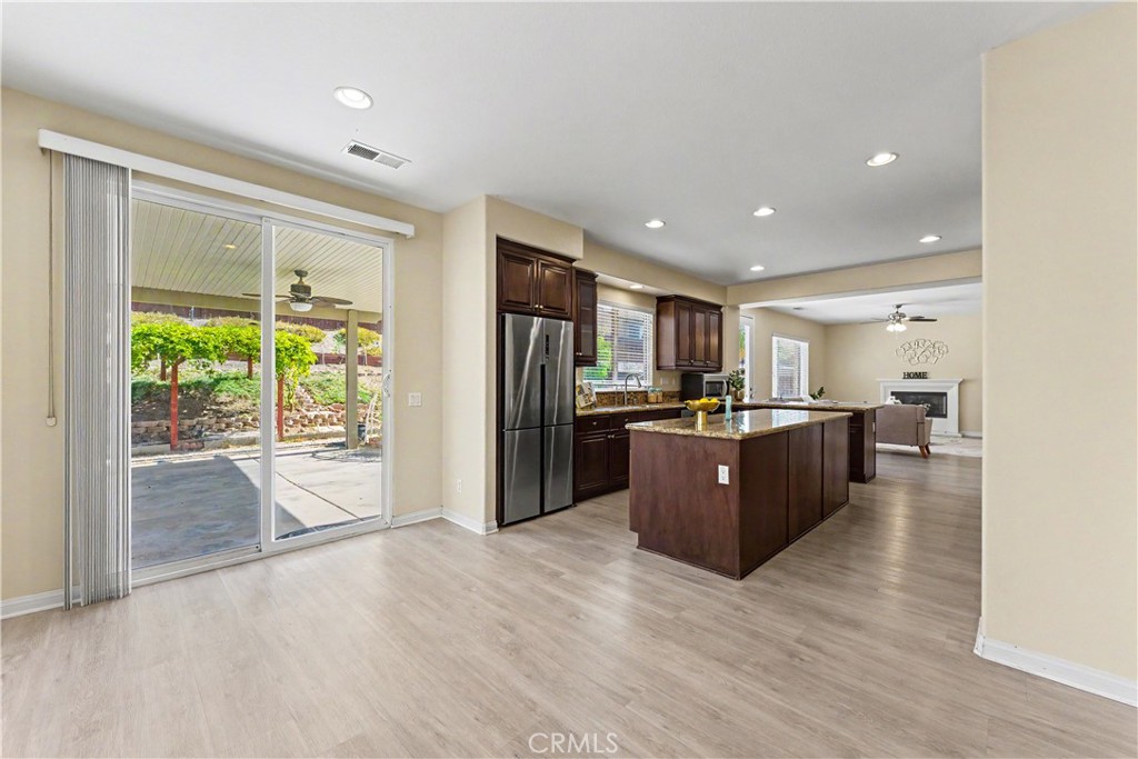 29535 Hyperion Property Photo 10