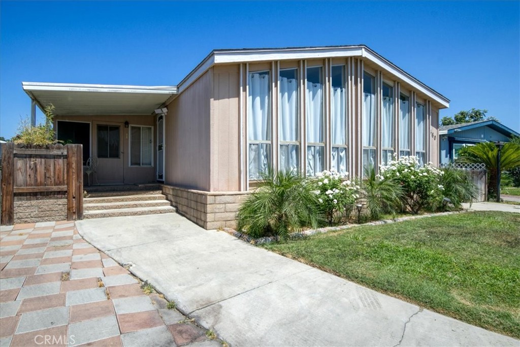5800 Hamner 560 Property Photo 1