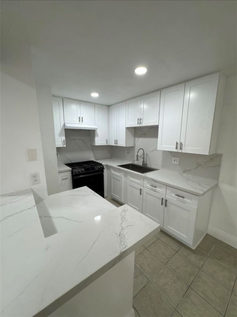 1101 W Macarthur 301 Property Photo 1