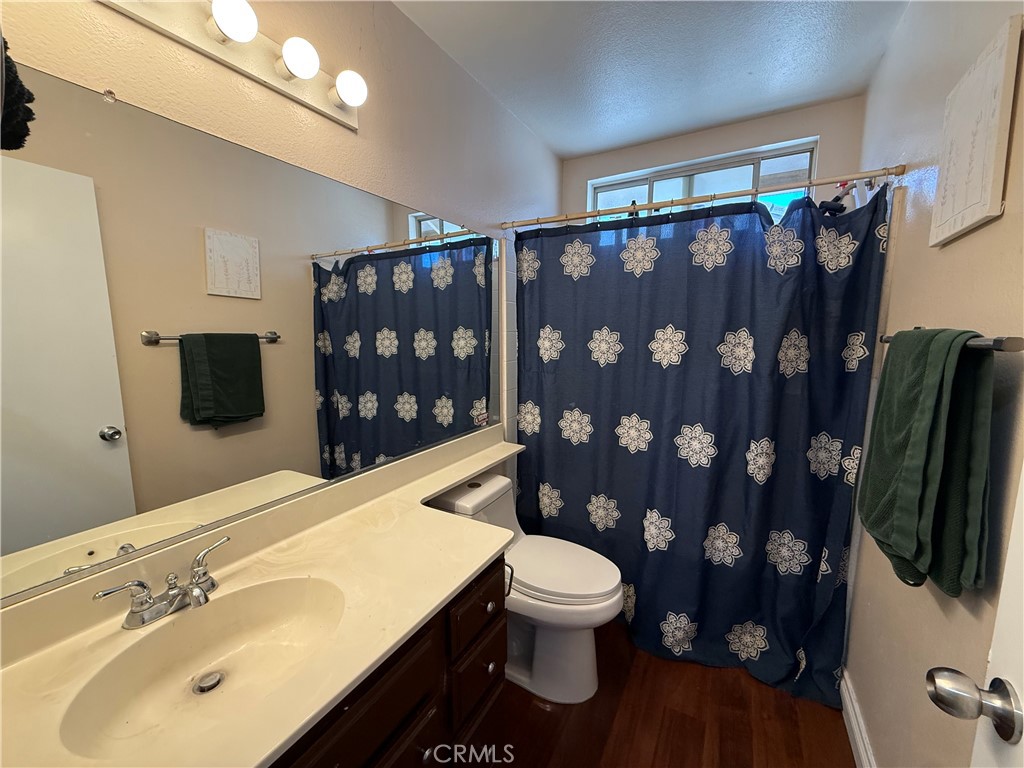 1312 Wrigley Property Photo 18