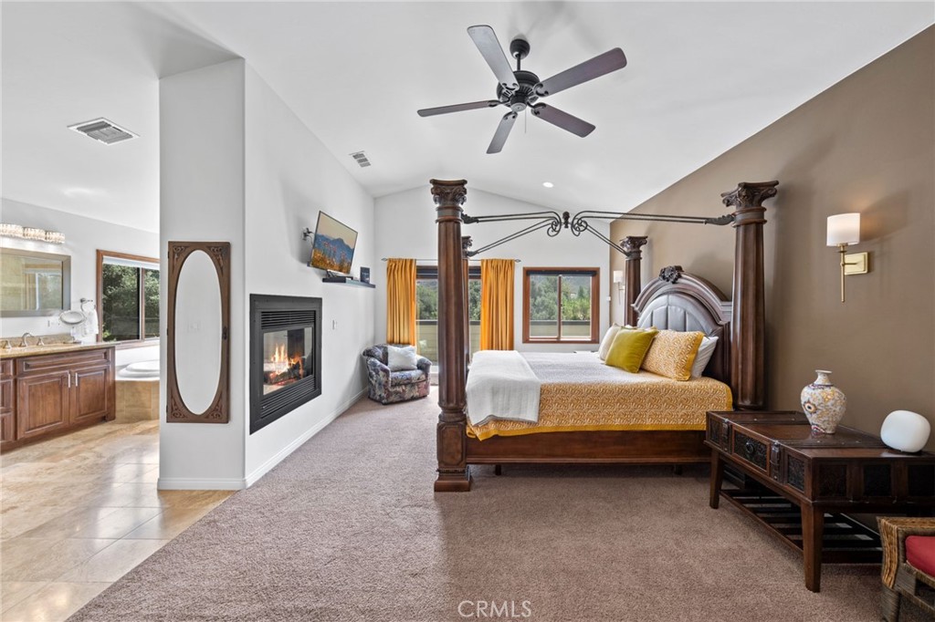 7660 Calle Del Bosque Property Photo 14