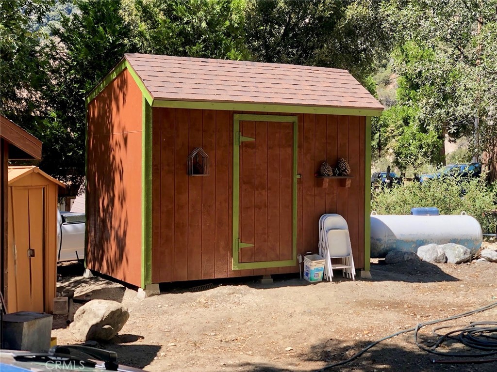 9112 Torrey Pines Road Property Photo 5