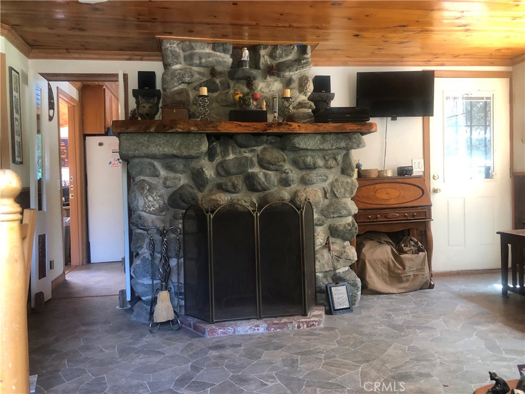 9112 Torrey Pines Road Property Photo 28