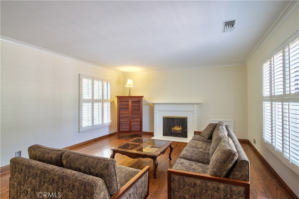 1505 E Armando Drive Property Photo 9