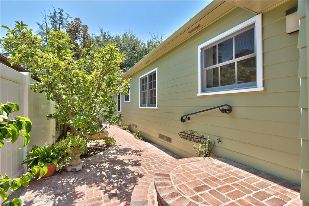 1505 E Armando Drive Property Photo 56