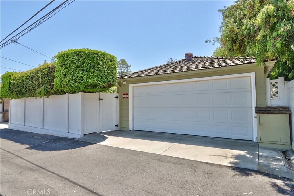 1505 E Armando Drive Property Photo 63