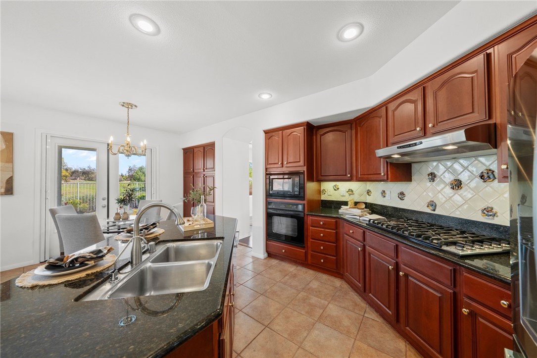 31295 Gleneagles Drive Property Photo 24