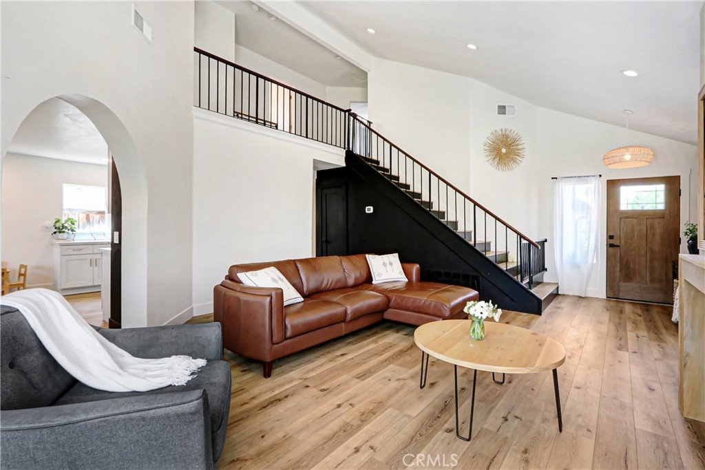 45286 Esplendor Court Property Photo 8