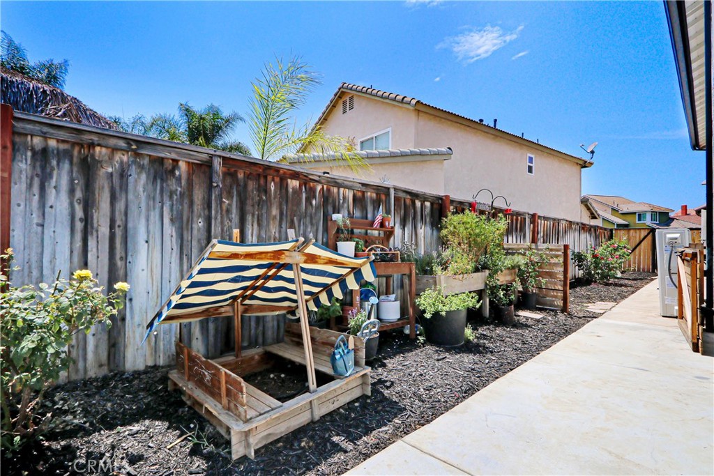 45286 Esplendor Court Property Photo 31