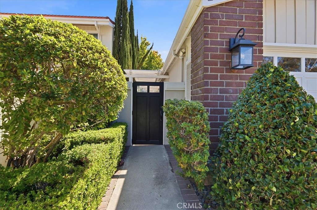 21792 Eveningside Lane Property Photo 3