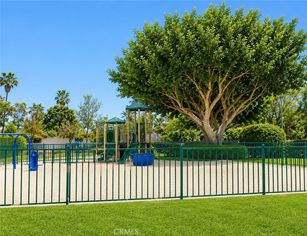 21792 Eveningside Lane Property Photo 44
