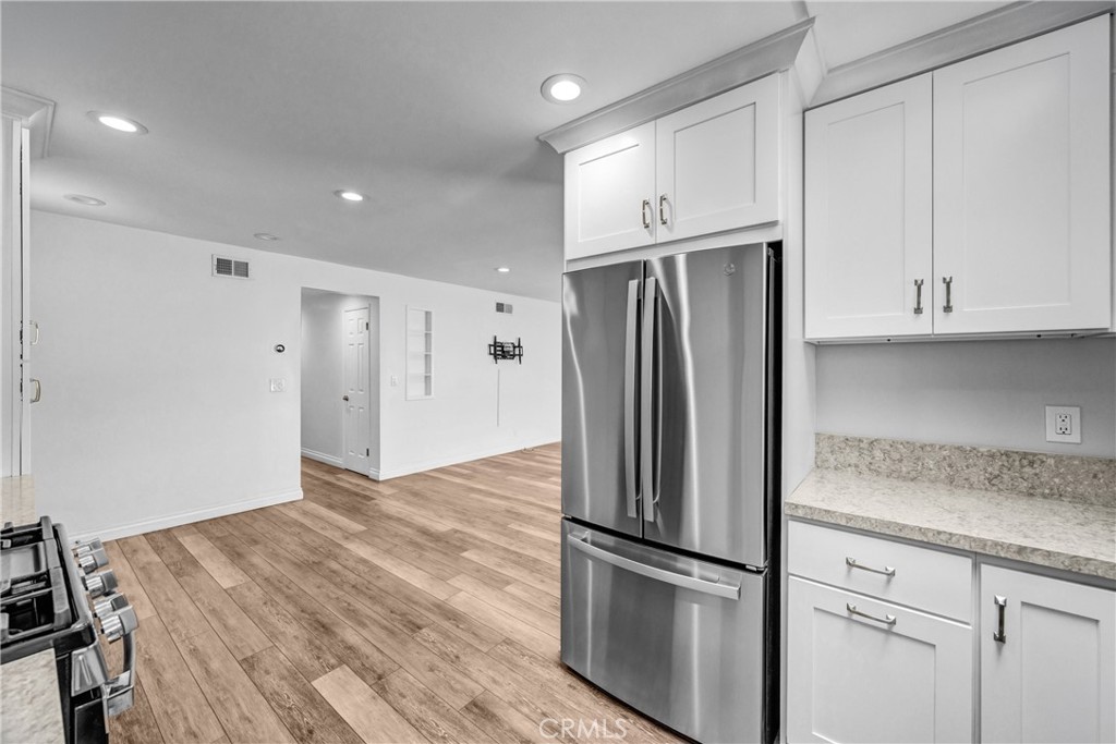 6725 Sequoia Property Photo 16