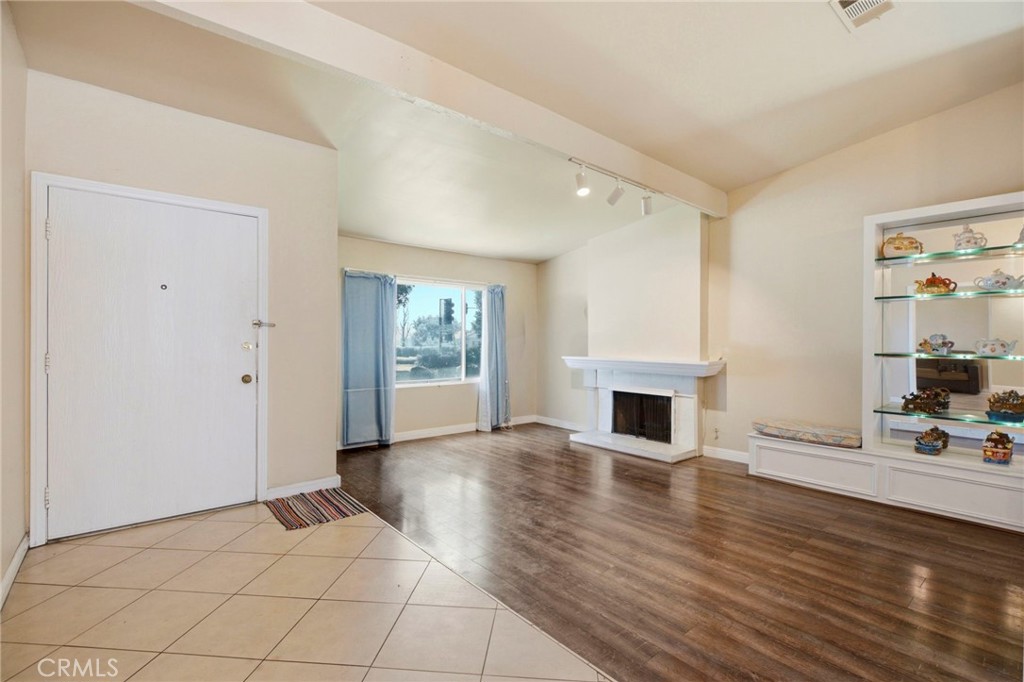 1193 W 13th Street Property Photo 10