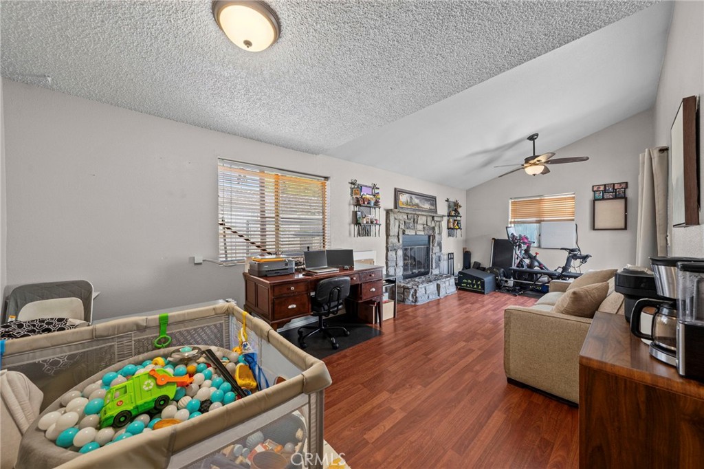 27620 Connie Property Photo 11