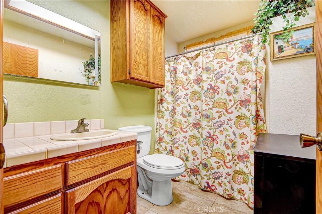 3871 Roxbury Drive Property Photo 7