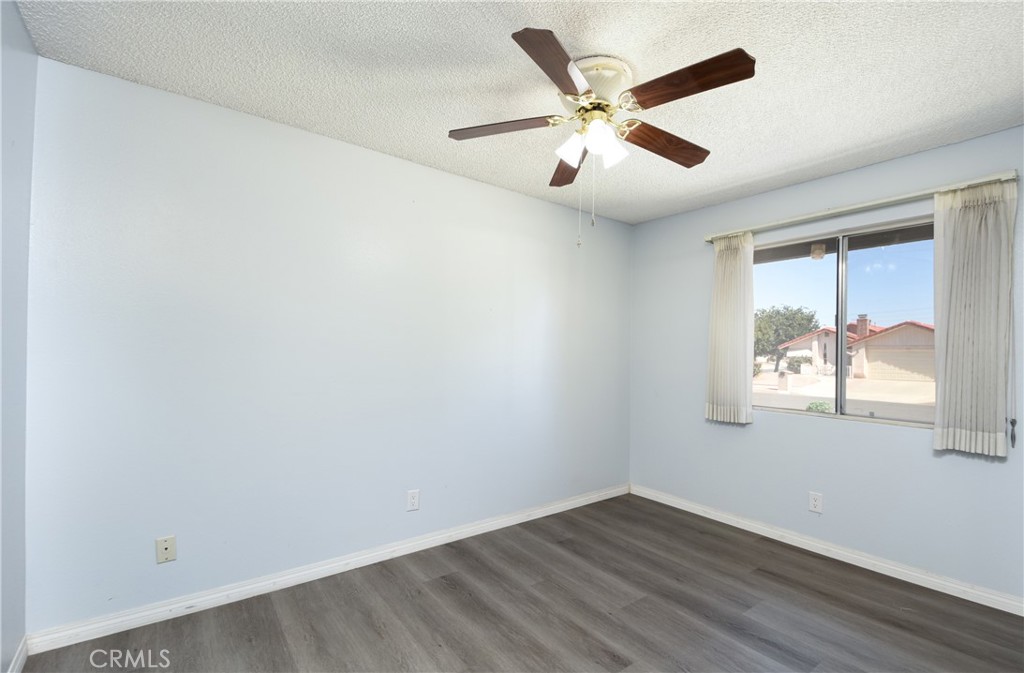 2115 Flame Tree Property Photo 18