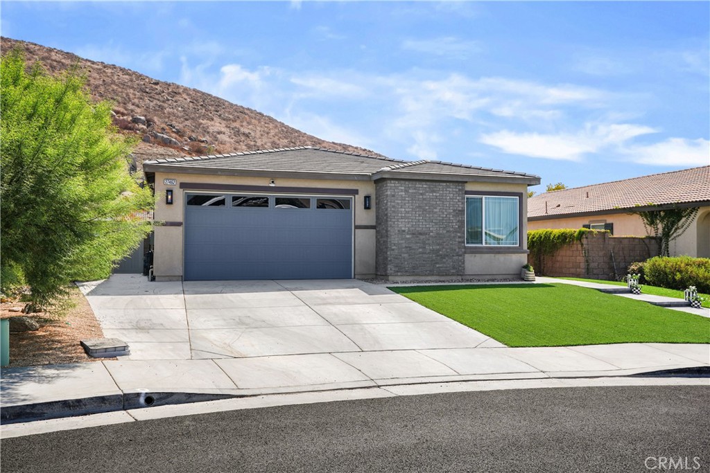 27462 Tyrrhenian Property Photo 5