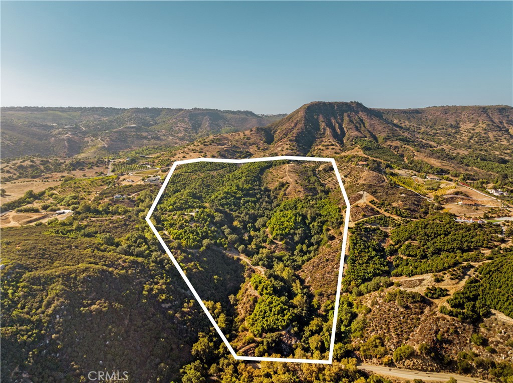 22103 Carancho Property Photo 16
