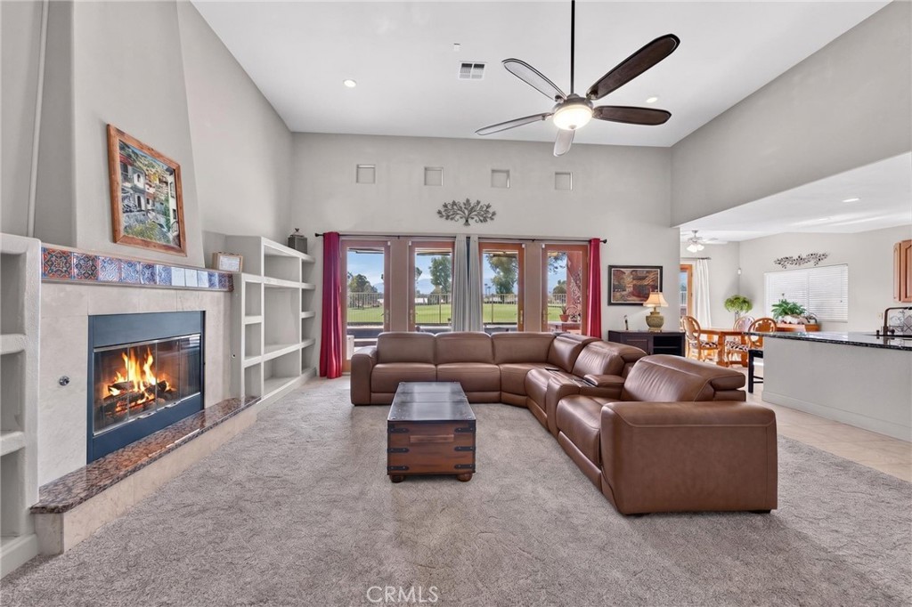 9757 Oakmount Boulevard Property Photo