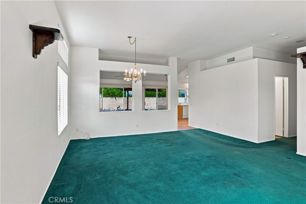 33431 Chelsea Property Photo 2