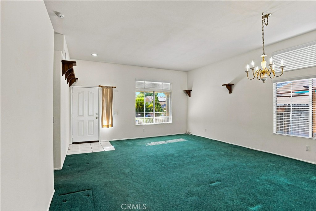 33431 Chelsea Property Photo 3