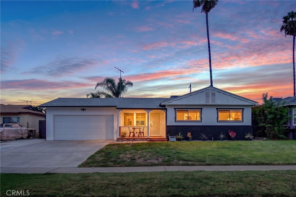 1247 Devon Property Photo 1