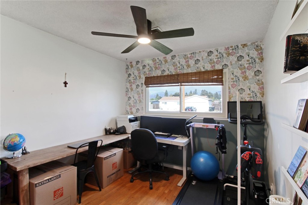 1247 Devon Property Photo 16