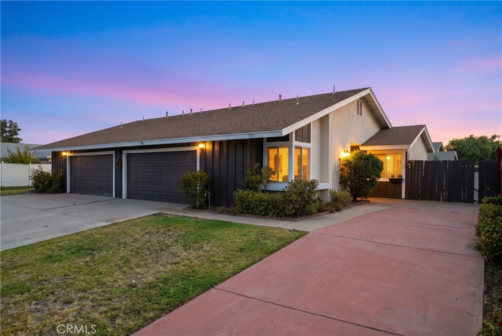 371 Red Cedar Property Photo 1