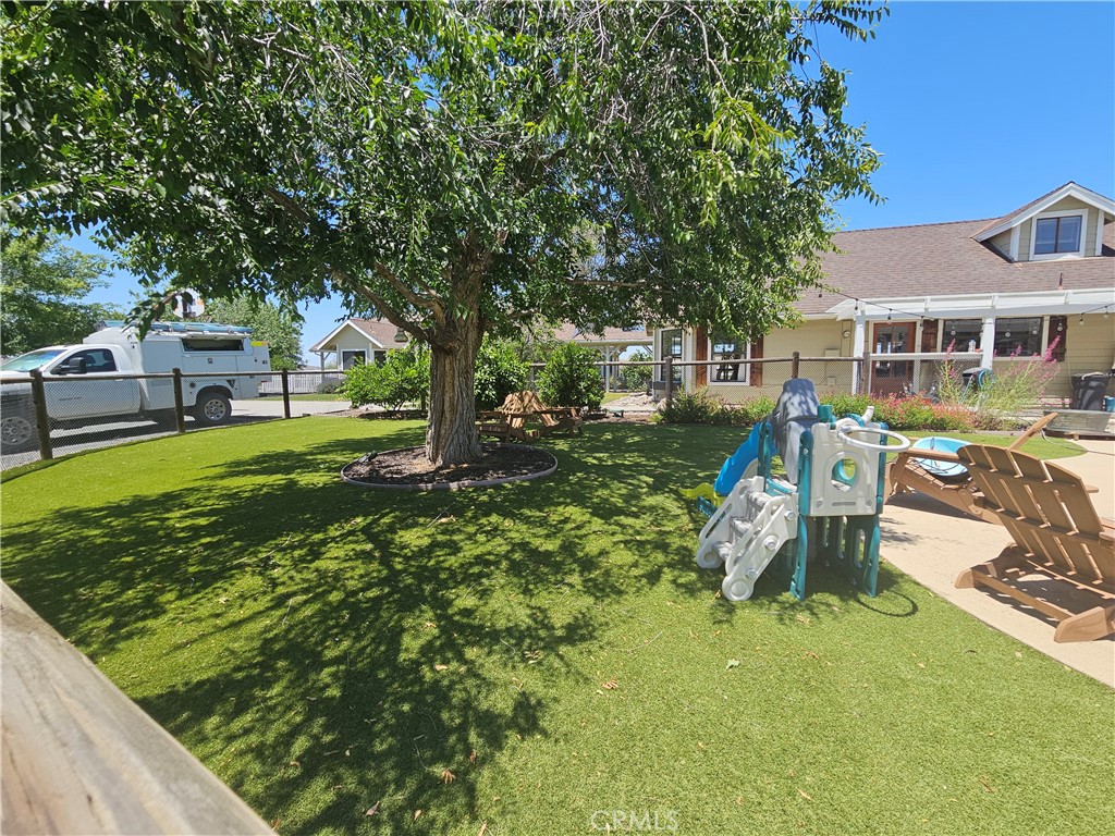 22530 Rolling Meadows Property Photo 6