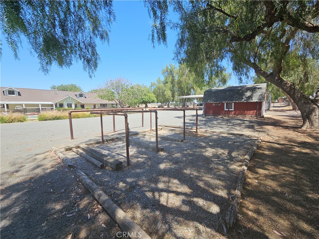 22530 Rolling Meadows Property Photo 11