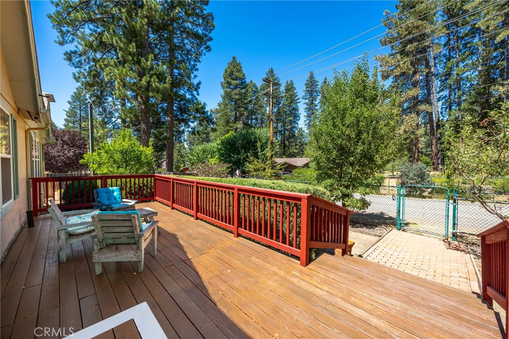 53435 Idyllbrook Drive Property Photo 5