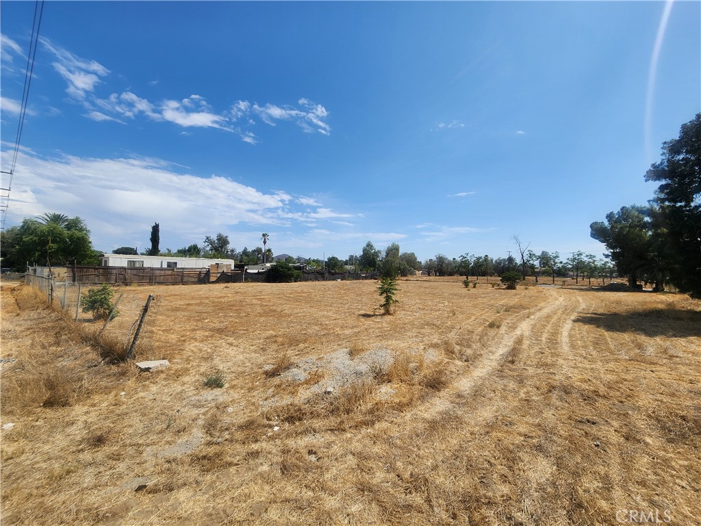 27573 Jackson St Property Photo 8
