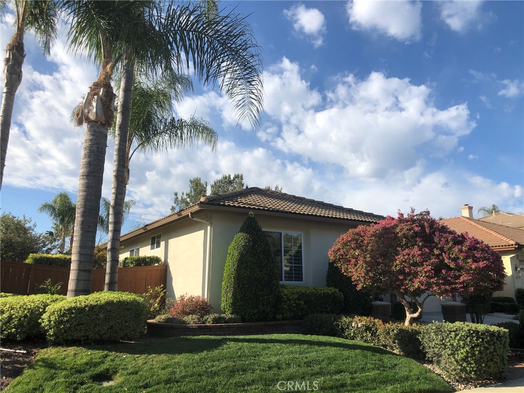31581 Lakeridge Court Property Photo 1