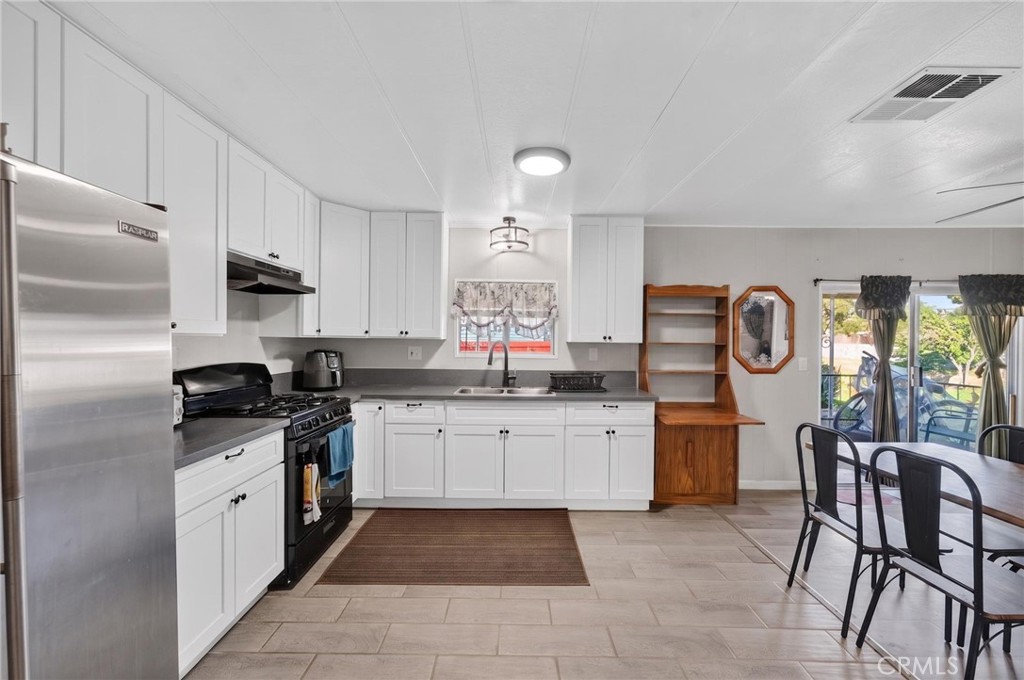 43831 Rassle Property Photo 1