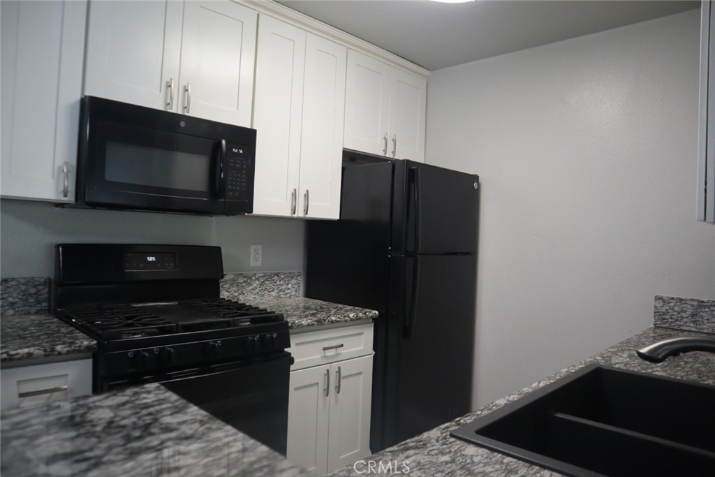 26200 Redlands Blvd. 18 Property Photo 6