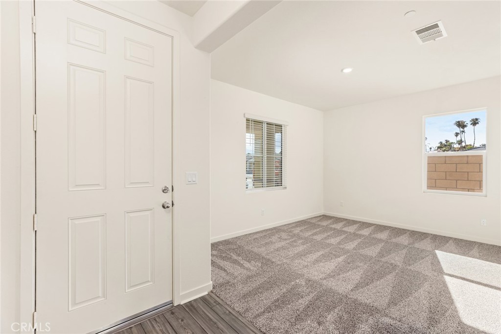 80560 Anacapa Drive Property Photo 3