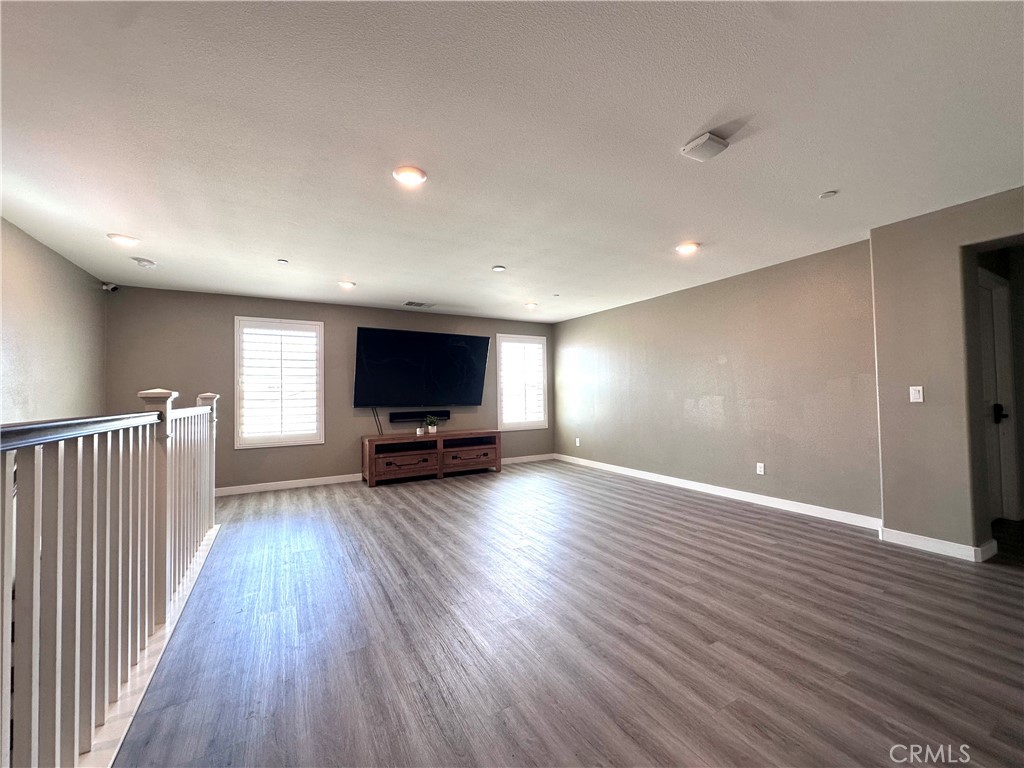 27541 Arches Drive Property Photo 15