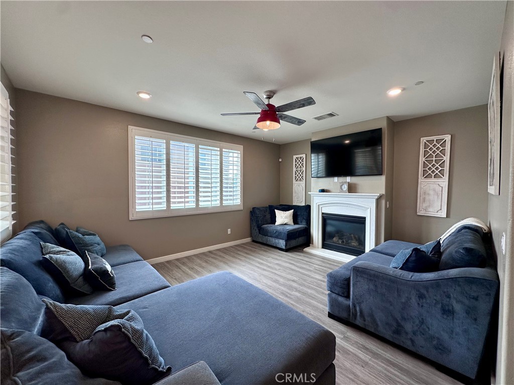 27541 Arches Drive Property Photo 22