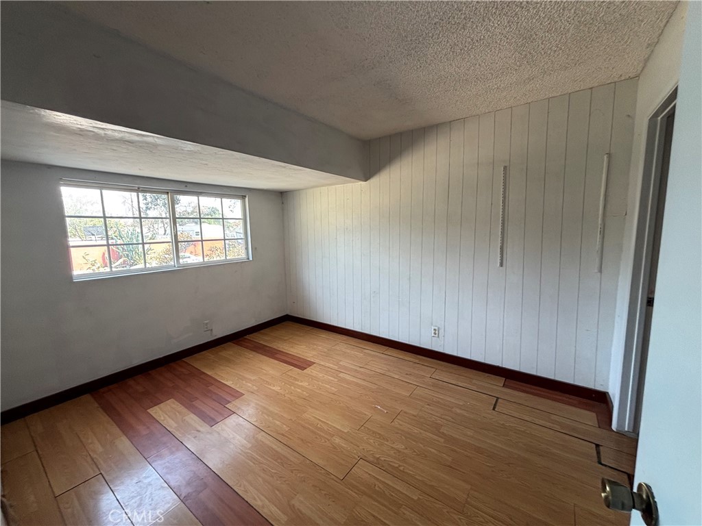 2936 Lincoln Property Photo 10