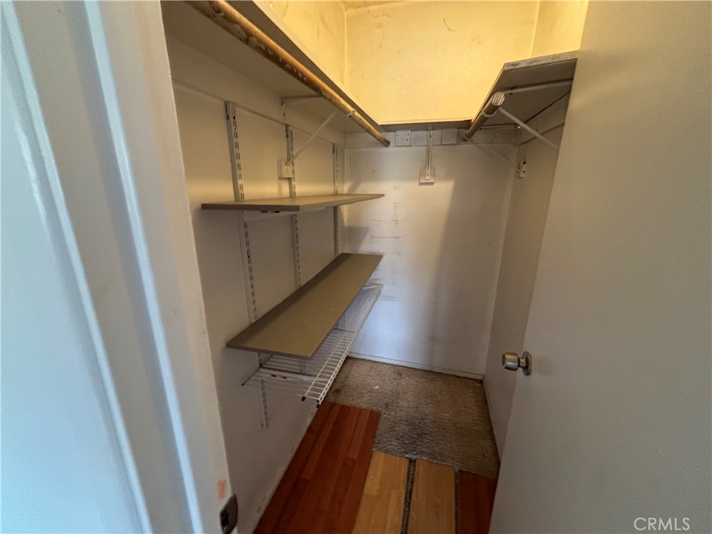 2936 Lincoln Property Photo 12