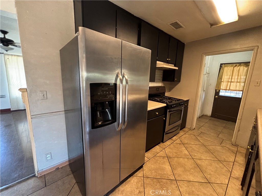 2936 Lincoln Property Photo 19