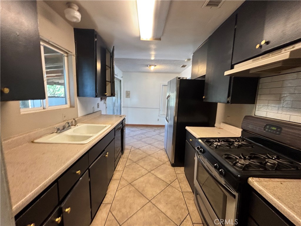2936 Lincoln Property Photo 20