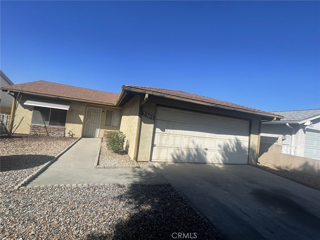 2303 El Rancho Circle Property Photo 1