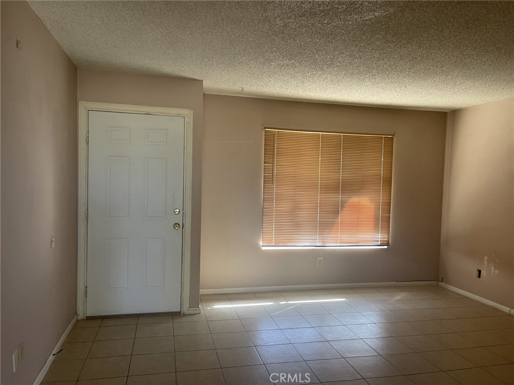 2303 El Rancho Circle Property Photo 10