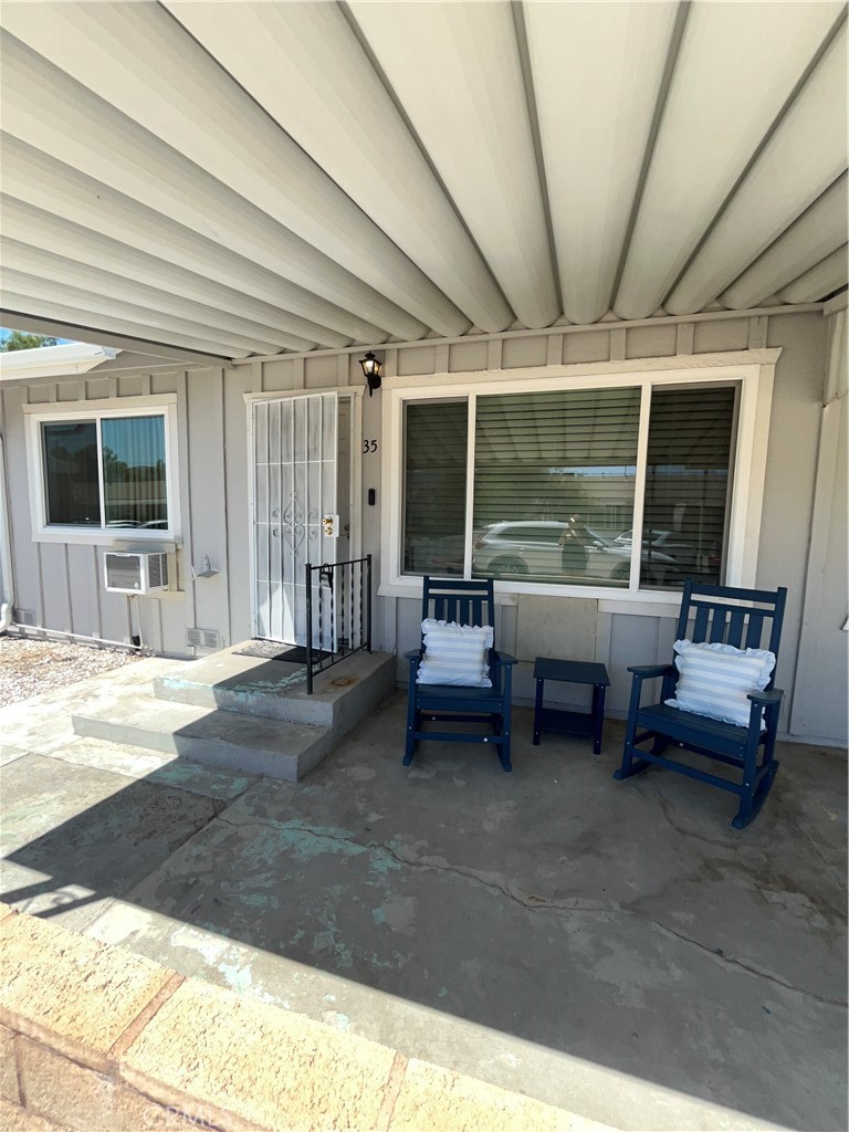 150 35 E Lakeshore Property Photo 3