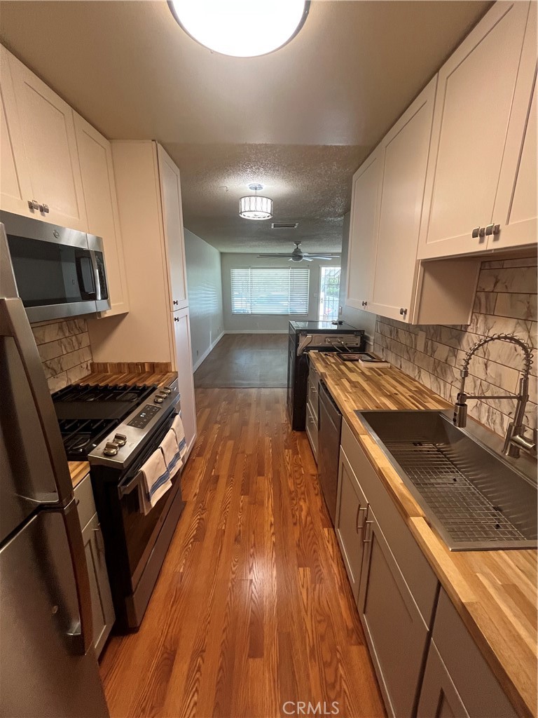 150 35 E Lakeshore Property Photo 7